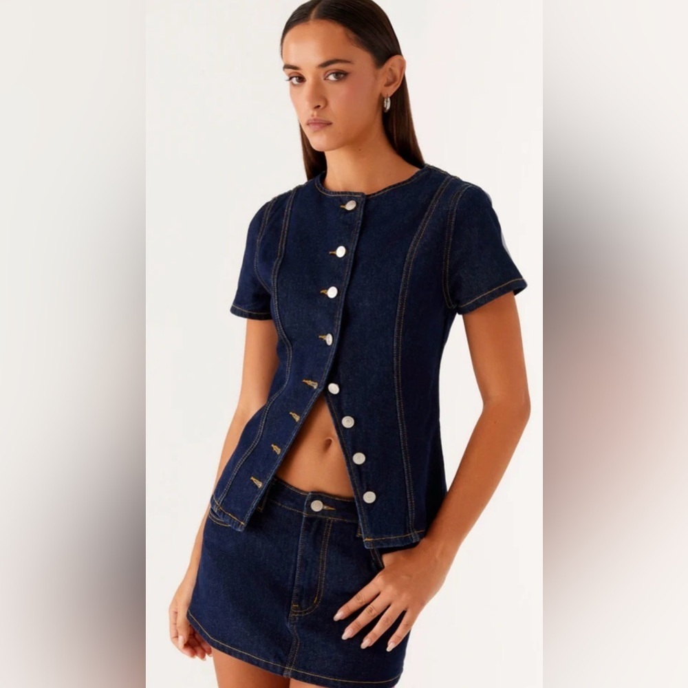 NWT! Revolve peppermayo denim top. Size 4. (Fits like size2). NEVER WORN W TAGS!